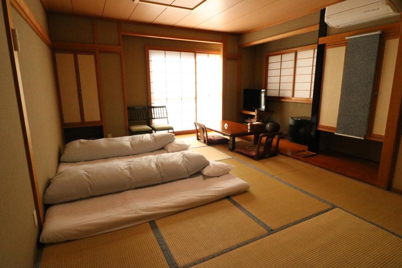 Wakamizusou Hotel Fudzsikavagucsiko Kültér fotó